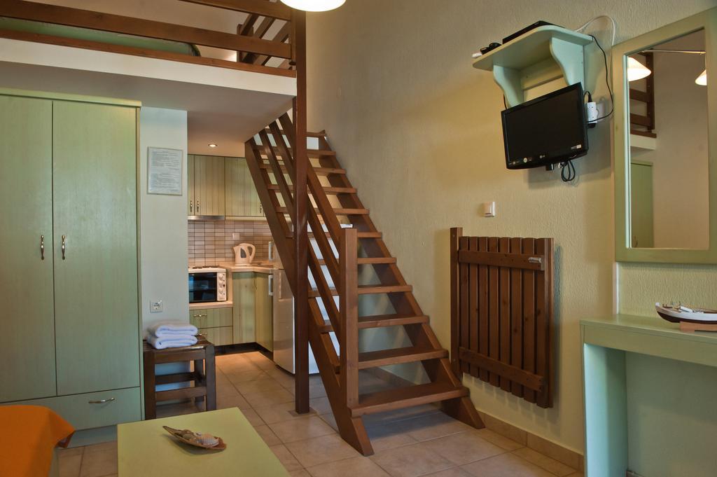 Akti House Psarogiannis Apartments & Studios ブアブロウ エクステリア 写真